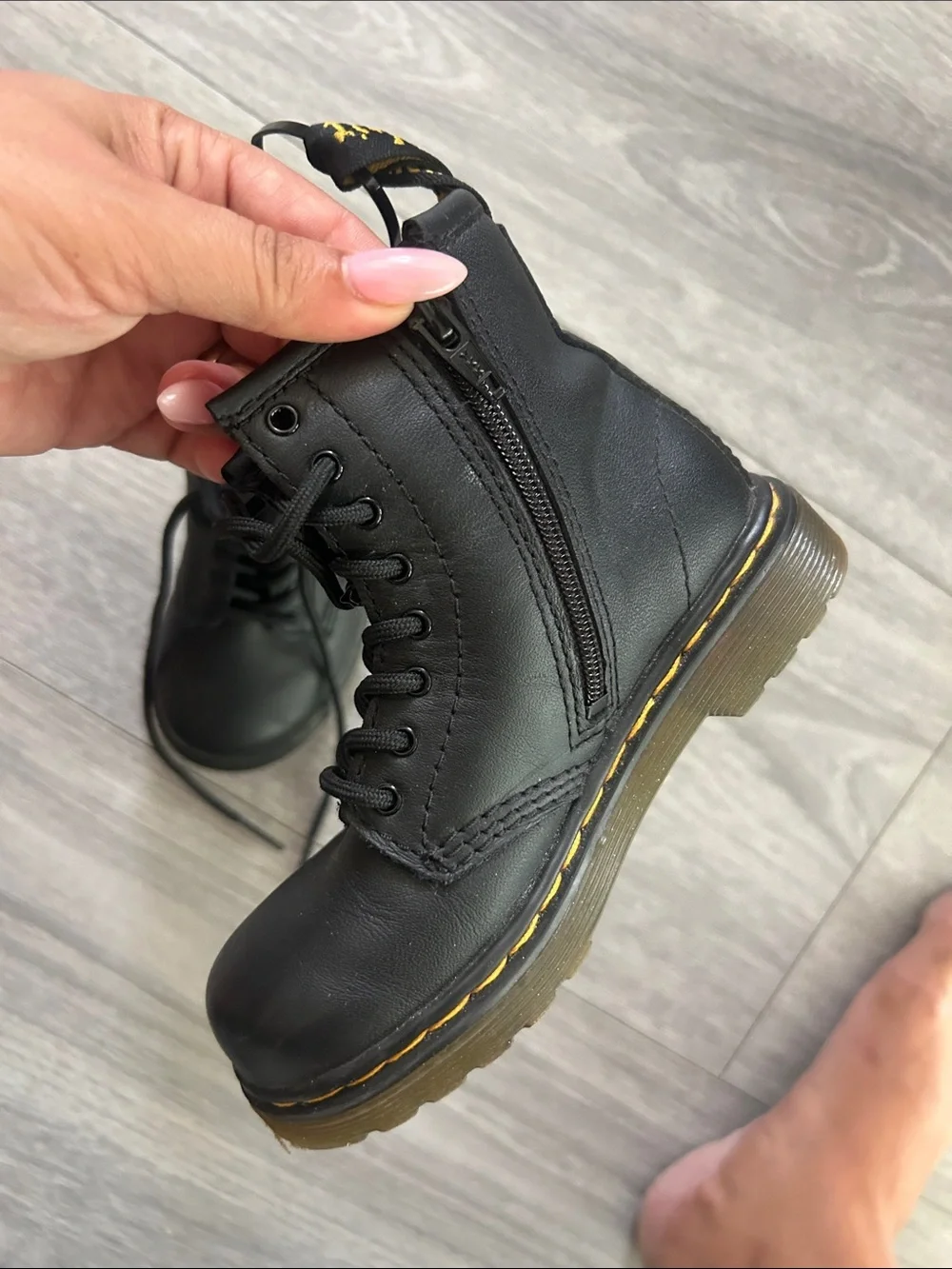 Dr. Martens Toddler 1460 Black Leather Lace-Up Boots with Yellow Stitching Sz 9